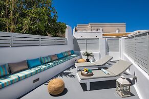 Amoramelia Suites