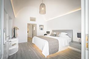Amoramelia Suites