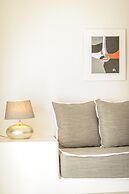 Amoramelia Suites