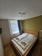 Hotel Elīna