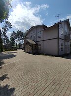 Hotel Elīna