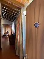 Bes Hotel La Muratella