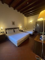 Bes Hotel La Muratella