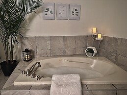 Settlers Suites