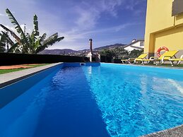 Apartments with Pool in Funchal