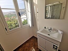 Apartments with Pool in Funchal