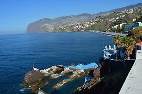 Apartments with Pool in Funchal