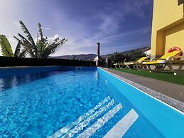 Apartments with Pool in Funchal