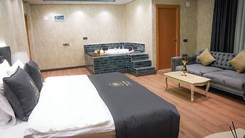 SİLVA DELUXE HOTEL