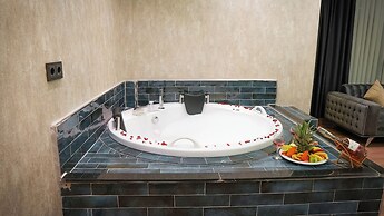 SİLVA DELUXE HOTEL