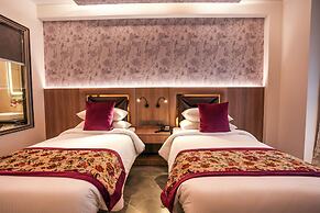 Hotel Rj
