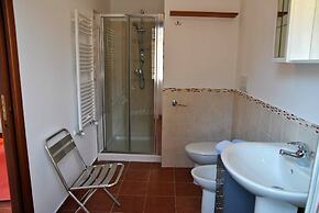 Red Roses Flat in a Semi-detached Villa