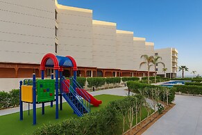 Budget-friendly Seaside Stay