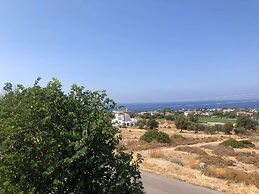 Villa Green Palace, Private Pool, Sea & Mountain Views , Spacious & Be