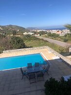 Villa Green Palace, Private Pool, Sea & Mountain Views , Spacious & Be