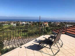 Villa Green Palace, Private Pool, Sea & Mountain Views , Spacious & Be