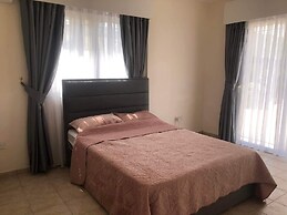 Villa Green Palace, Private Pool, Sea & Mountain Views , Spacious & Be