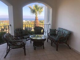 Villa Green Palace, Private Pool, Sea & Mountain Views , Spacious & Be