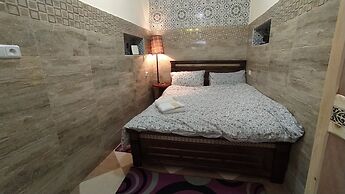 Casa Morisca Classic