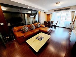 6C - 2 Bedroom Downtown Apartment With Shared Pool