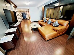 6C - 2 Bedroom Downtown Apartment With Shared Pool