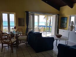 Spacious Villa On The Beach