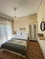 Zeusplace Spacious Apartment Private Parking
