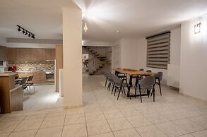 Villa Cool with Private Pool