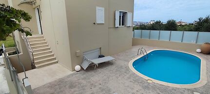 Villa Cool with Private Pool