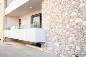 Lilium Apartment