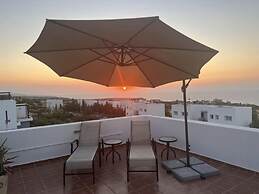 Slimline Retreat Penthouse