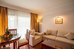 Azal Pyramids Hotel