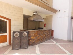 Azal Pyramids Hotel