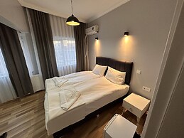 Asparagus Hotel Suits Old City