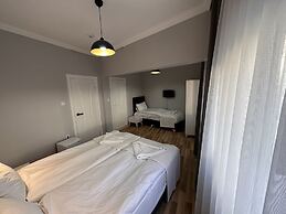 Asparagus Hotel Suits Old City