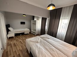 Asparagus Hotel Suits Old City