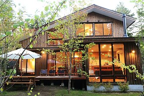 KARUIZAWA FOREST SEASONS