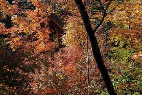 KARUIZAWA FOREST SEASONS