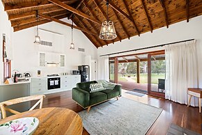 Grandview Accommodation - Hideaway Huts