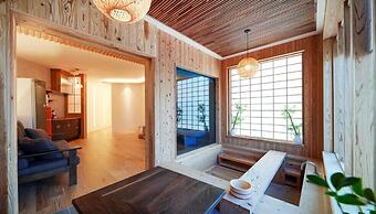 Groove-in Cafe Pension