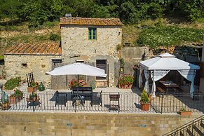 Podere del Ciacchi Among Tuscany Greenery
