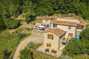 Podere del Ciacchi Among Tuscany Greenery
