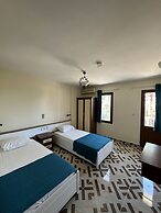 Era Holiday Hotel