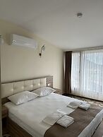 Era Holiday Hotel