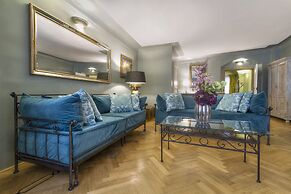 Black Star Suites