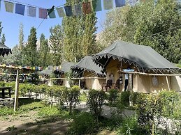 Tongspon Camp