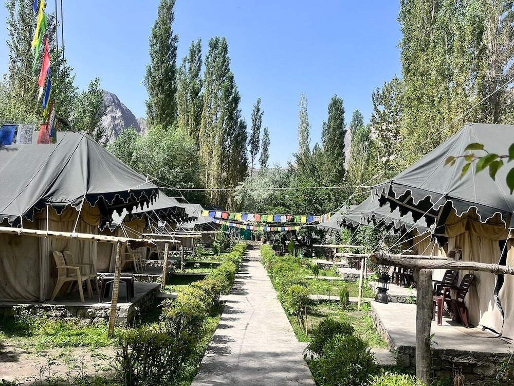 Tongspon Camp