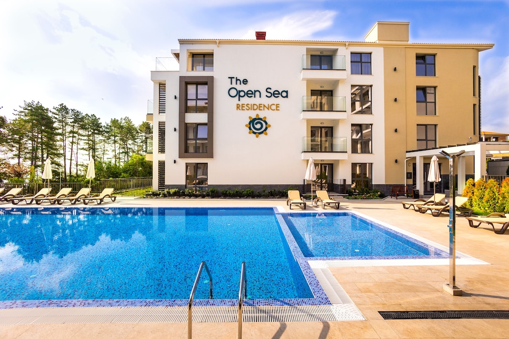 Open sea residence