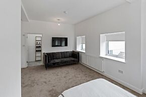 Mode Winter Garden Apartments
