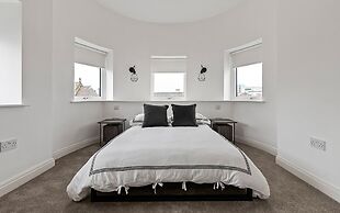 Mode Winter Garden Apartments